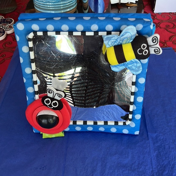 Sassy mirror kids toy - Picture 2 of 2
